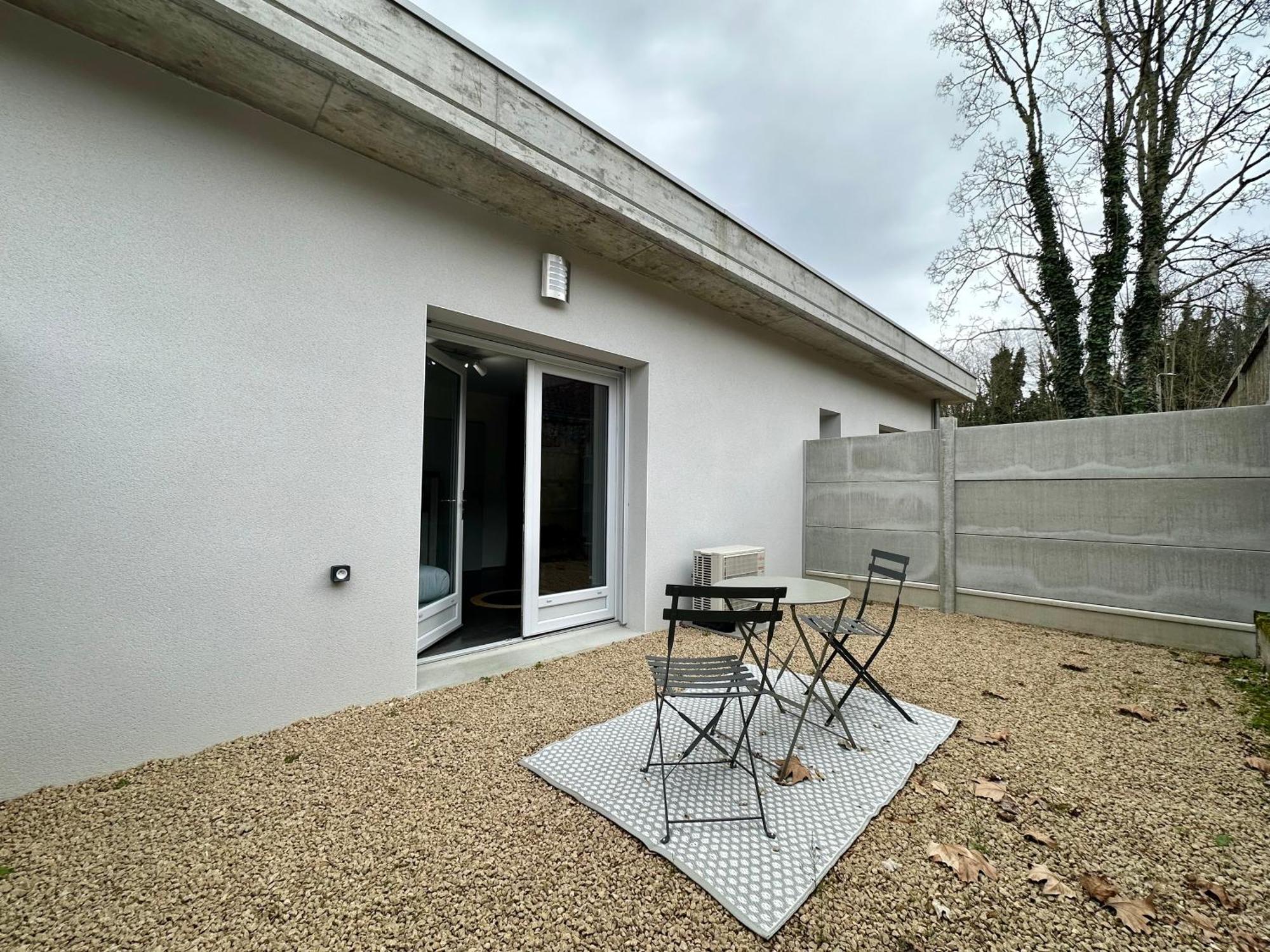 Le Chic - Parking - Exterieur - Fibre - Calme Apartment Mont-de-Marsan Bagian luar foto